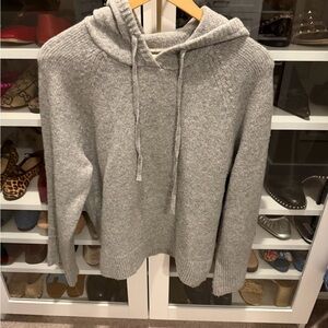 Abercrombie & Fitch Gray Hooded Women's Sweater